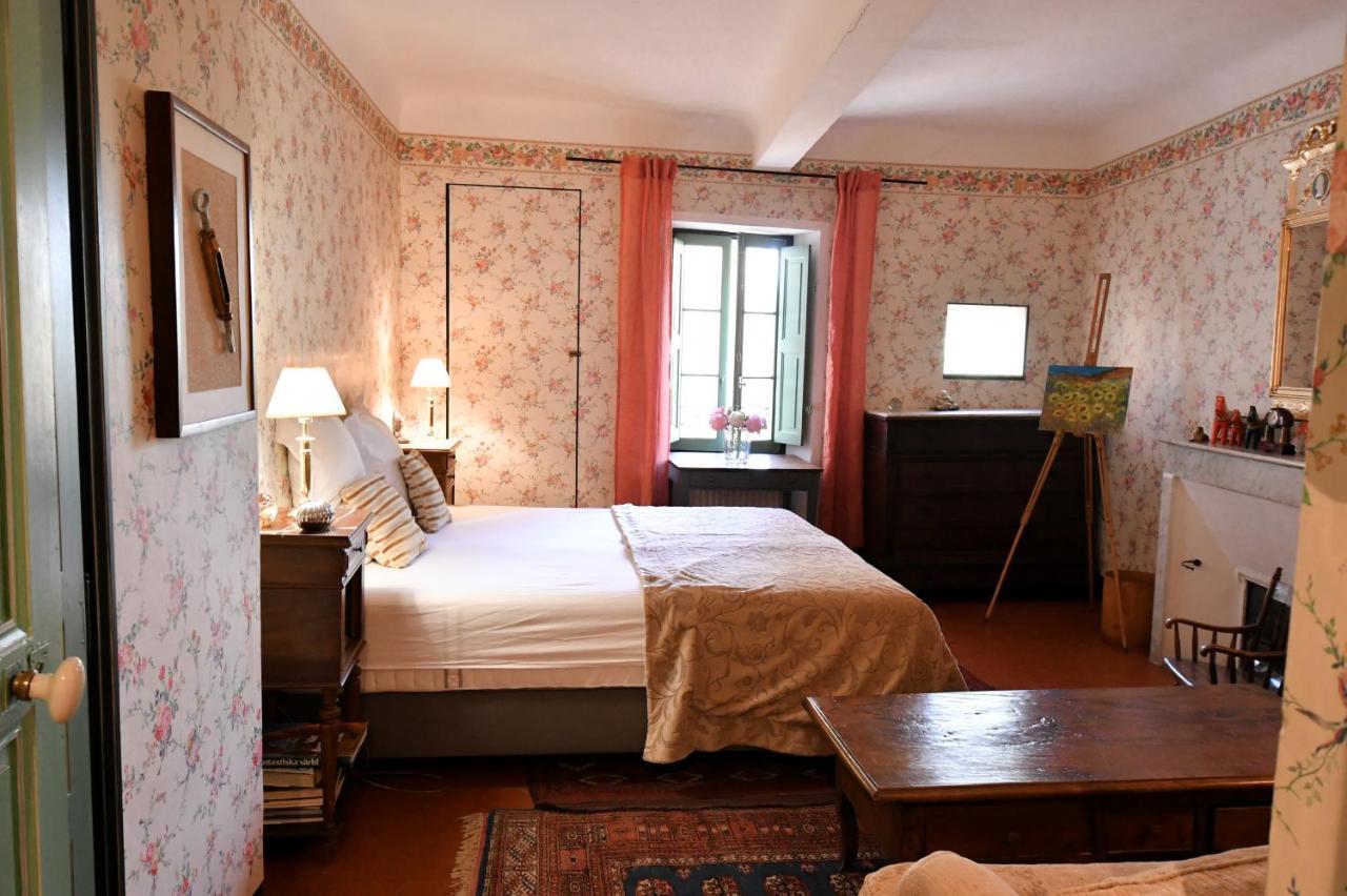 Bed and Breakfast La Cachette Du Comte Montfort-sur-Argens Exterior foto