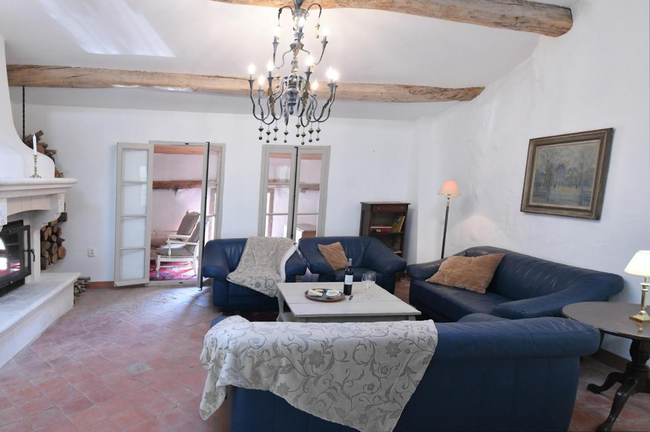 Bed and Breakfast La Cachette Du Comte Montfort-sur-Argens Exterior foto