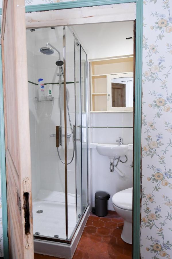 Bed and Breakfast La Cachette Du Comte Montfort-sur-Argens Exterior foto