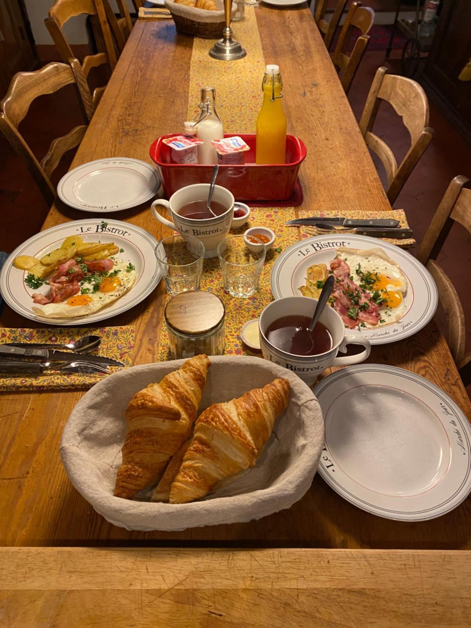 Bed and Breakfast La Cachette Du Comte Montfort-sur-Argens Exterior foto
